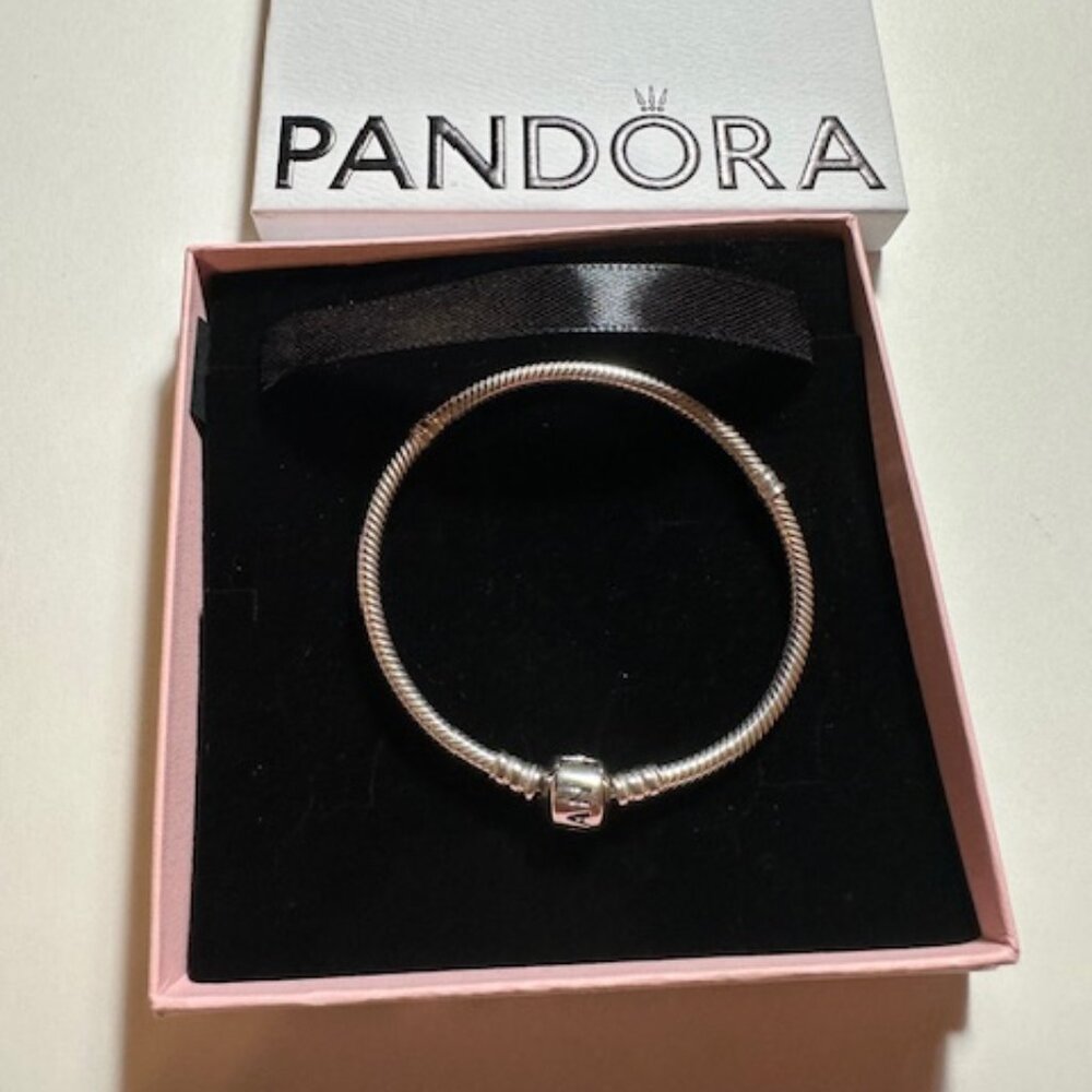 Pandora Bracelet 7" New in Box